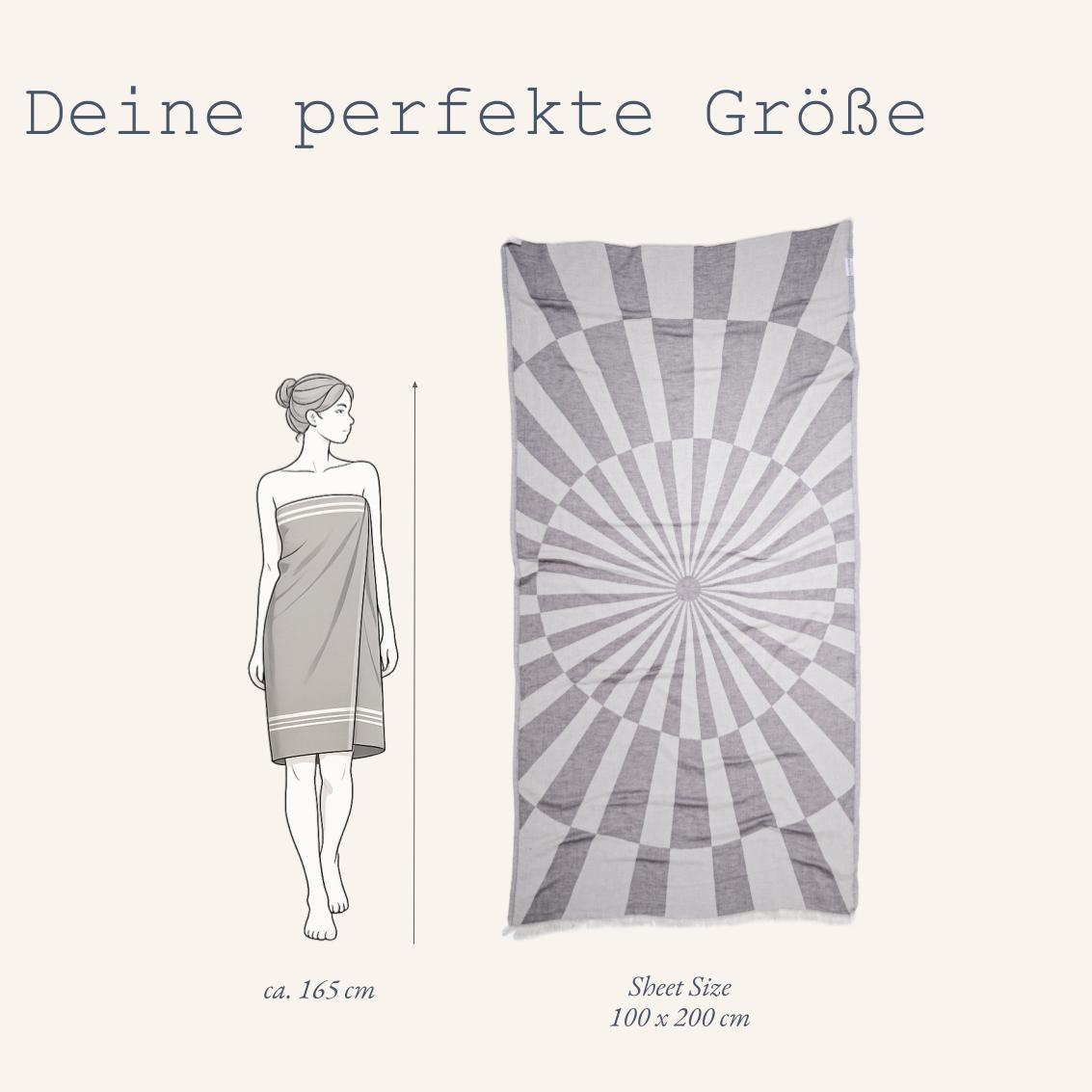 Größenfinder für das Ecobain Optique Towel in Storm Cloud: Visueller Abgleich des großen Strand- und Saunatuches in den Maßen 100x200 cm im Verhältnis zu einer Silhouette. Robustes Jacquard-Webtuch aus 100% Baumwolle in Anthrazit mit reliefartiger, saugstarker Struktur für Gym und Wellness.